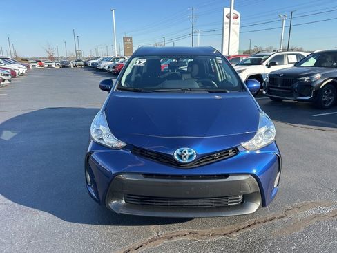 Used 2017 Toyota Prius V Three image 20