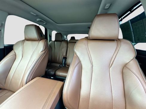 Used 2023 Acura MDX SH-AWD w/ Advance Package image 22