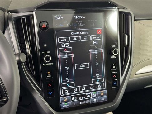 Used 2025 Subaru Forester Premium image 28