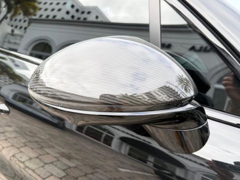 Used 2025 Porsche Cayenne GTS image 10