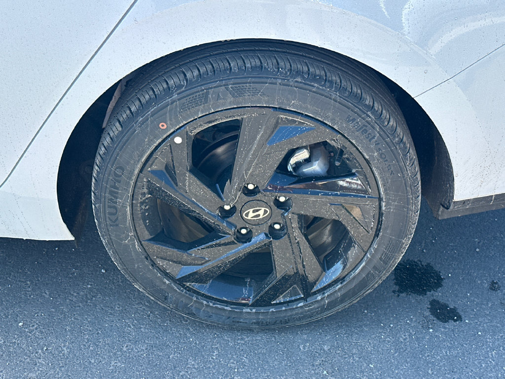 Certified 2026 Hyundai Elantra Sport FWD image 19