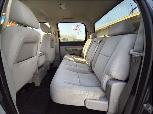 Used 2008 Chevrolet Silverado 3500 LT w/ EZ-Lift Tailgate Package image 10