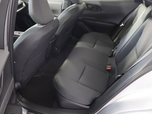 Used 2026 Toyota Prius LE image 19