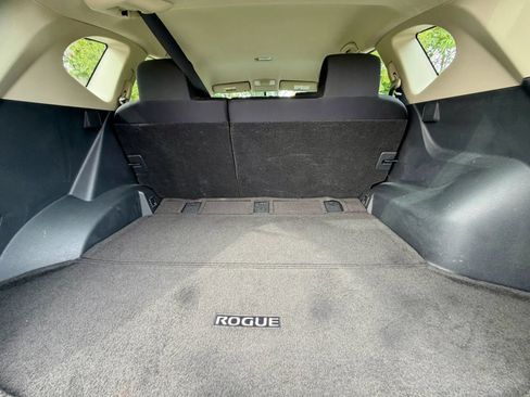 Used 2011 Nissan Rogue S AWD/4WD image 17