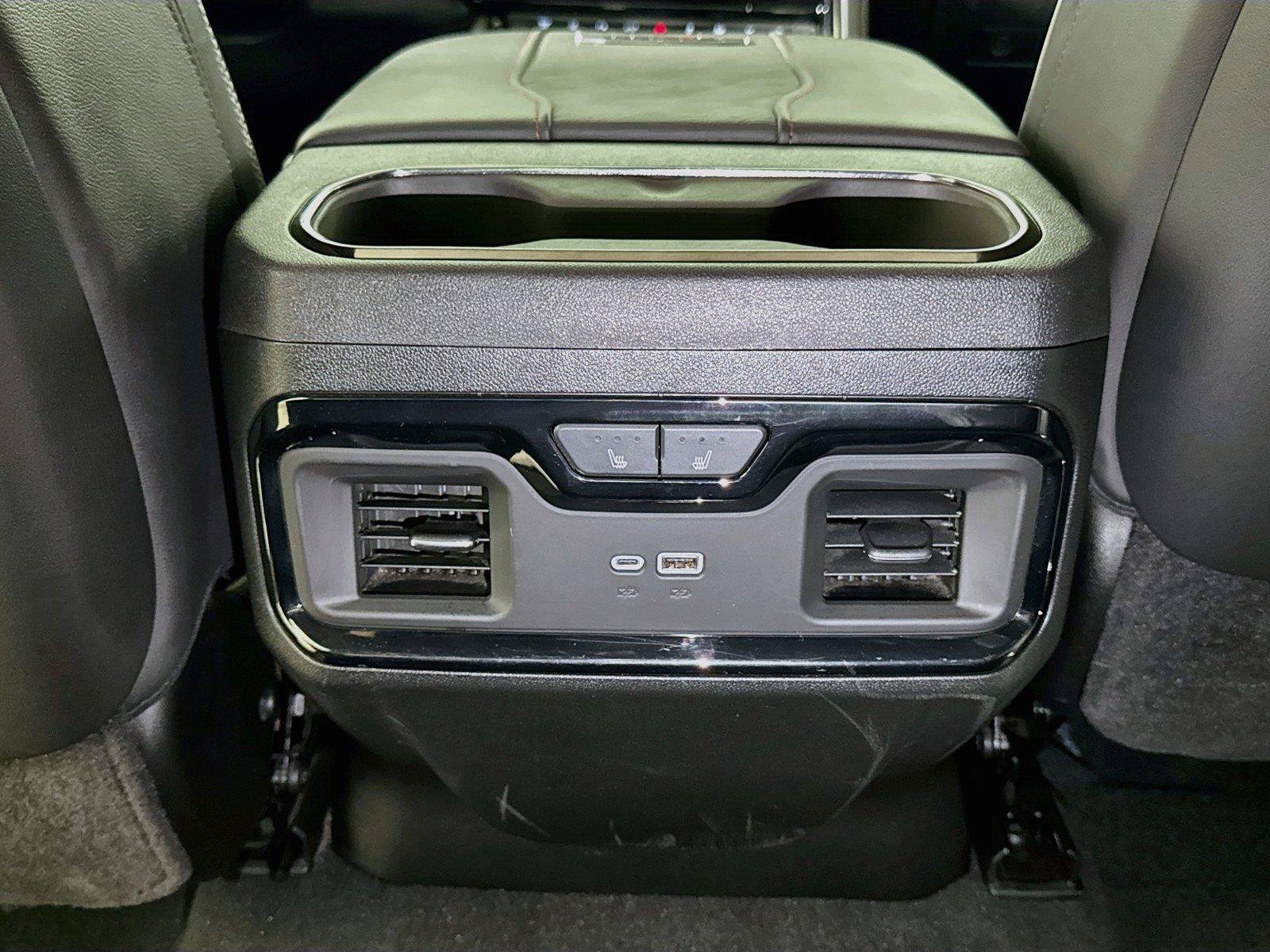 Certified 2025 GMC Sierra 2500 AT4X w/ AT4X AEV Edition AWD/4WD image 25