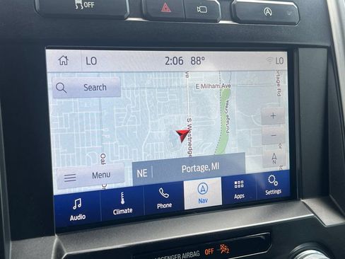 Used 2019 Ford F150 Platinum w/ Equipment Group 701A Luxury AWD/4WD image 27