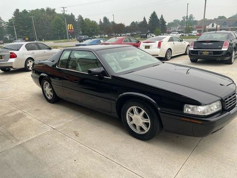 Used 2001 Cadillac Eldorado Touring FWD image 8