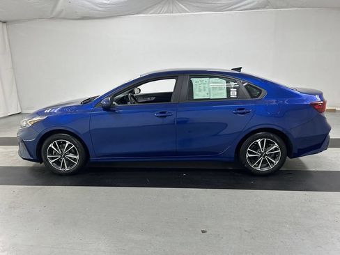 Certified 2024 Kia Forte LXS FWD image 6