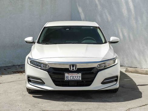 Used 2019 Honda Accord Hybrid image 2