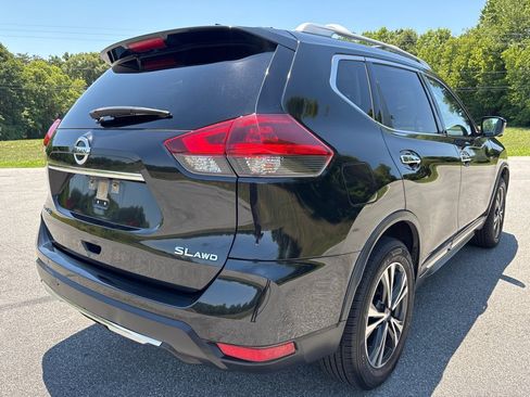 Used 2018 Nissan Rogue SL w/ Premium Package AWD/4WD image 5