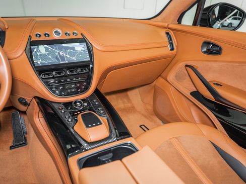 Used 2023 Aston Martin DBX 707 image 26