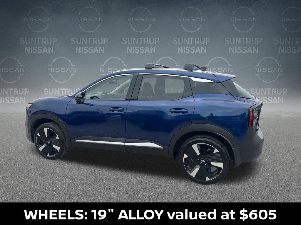 Certified 2026 Nissan Kicks SR FWD image 2