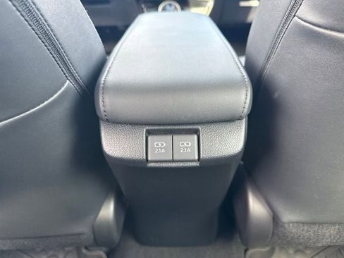 Certified 2020 Toyota Prius Prime Limited FWD image 17
