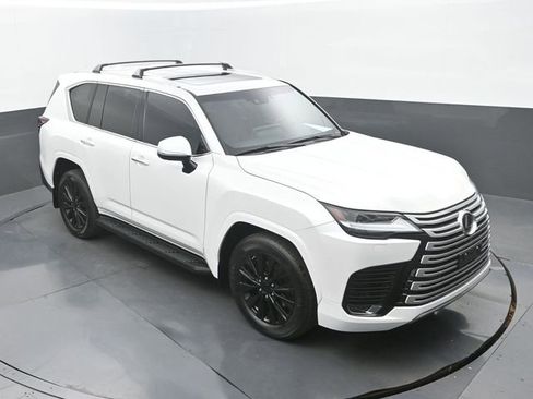 Used 2023 Lexus LX 600 4WD w/ Interior Upgrade Package image 30