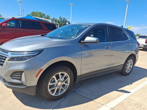 Used 2024 Chevrolet Equinox LT image 22