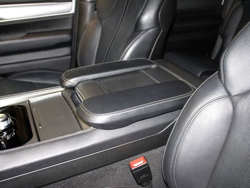 Used 2025 Jeep Wagoneer Series II image 22