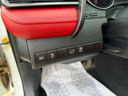 Used 2020 Toyota Camry XSE FWD image 18
