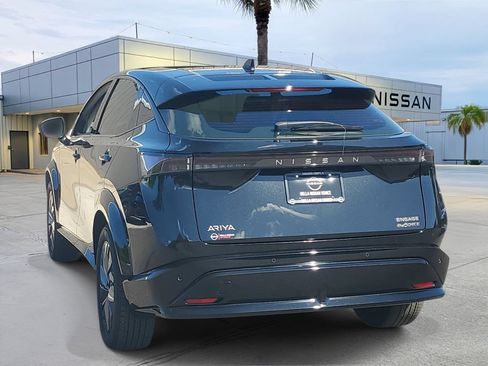 Used 2024 Nissan Ariya AWD image 4