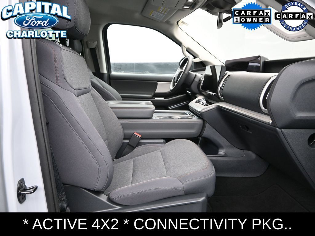 Used 2025 Ford Expedition Active RWD image 13
