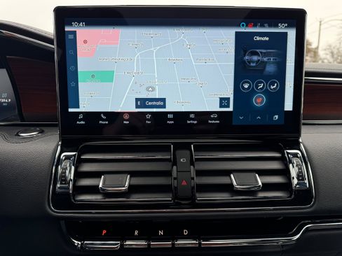 Used 2024 Lincoln Navigator Reserve image 22