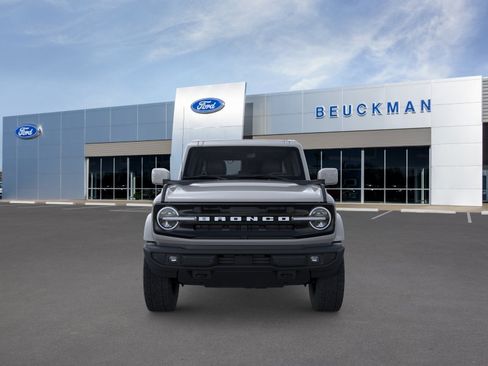 Used 2026 Ford Bronco Outer Banks AWD/4WD image 2