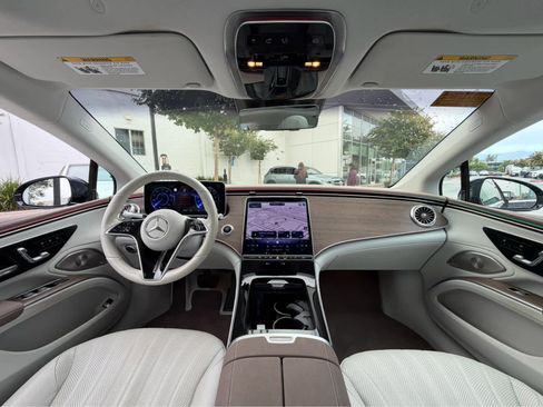 Used 2023 Mercedes-Benz EQS 450+ 4MATIC Sedan image 6