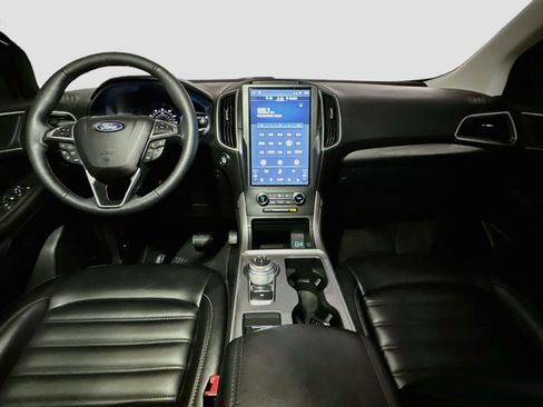 Used 2024 Ford Edge SEL w/ Convenience Package AWD/4WD image 9