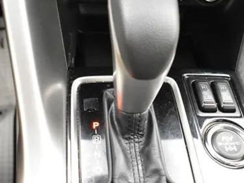 Used 2024 Mitsubishi Eclipse Cross LE AWD/4WD image 35