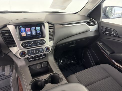 Used 2020 GMC Yukon SLE w/ SLE Value Package AWD/4WD image 4