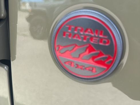 Used 2025 Jeep Gladiator Rubicon image 13