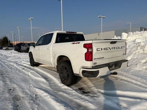 Used 2023 Chevrolet Silverado 1500 RST w/ LPO, Dark Essentials Package image 5