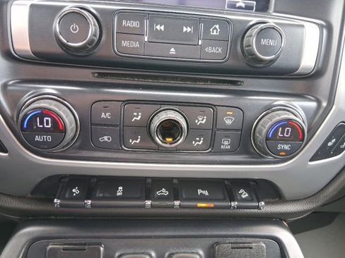 Used 2017 GMC Sierra 1500 SLE w/ SLE Value Package AWD/4WD image 21