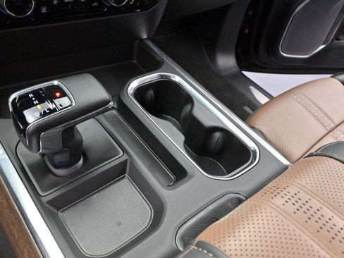 Used 2023 Chevrolet Silverado 1500 High Country w/ High Country Premium Package image 20