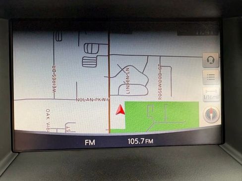 Used 2020 Nissan Pathfinder SV AWD/4WD image 5