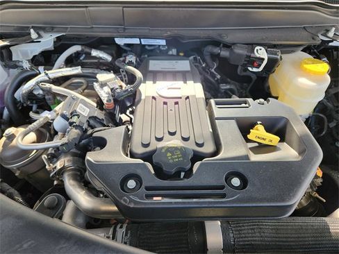 New 2026 RAM 2500 Tradesman w/ Chrome Appearance Group image 19