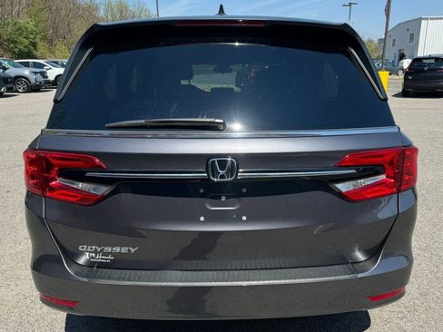 Used 2023 Honda Odyssey EX image 6
