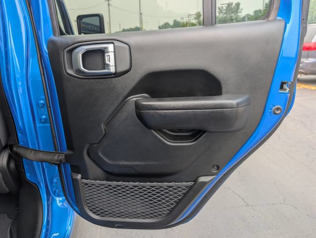 Used 2024 Jeep Gladiator Sport w/ Dual Top Group AWD/4WD image 18