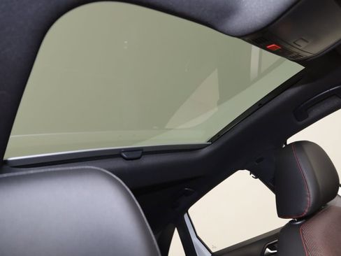 Used 2024 Volkswagen Jetta GLI Autobahn image 11