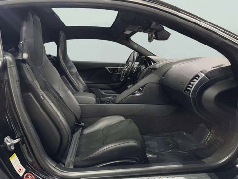 Used 2018 Jaguar F-TYPE Coupe image 47