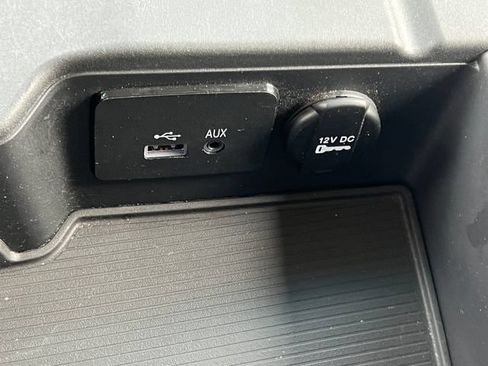Used 2014 RAM 1500 Express AWD/4WD image 27