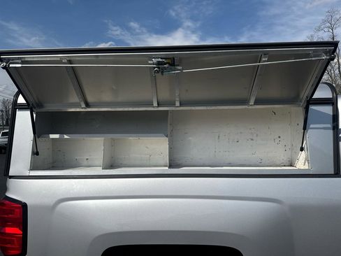 Used 2018 Chevrolet Silverado 1500 LT w/ All Star Edition image 7