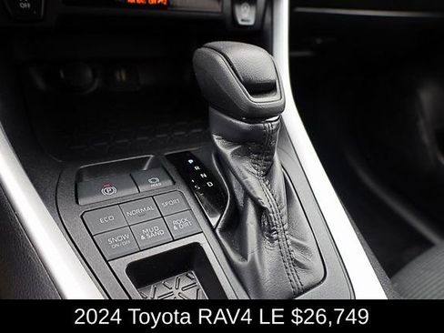 Used 2024 Toyota RAV4 LE image 3