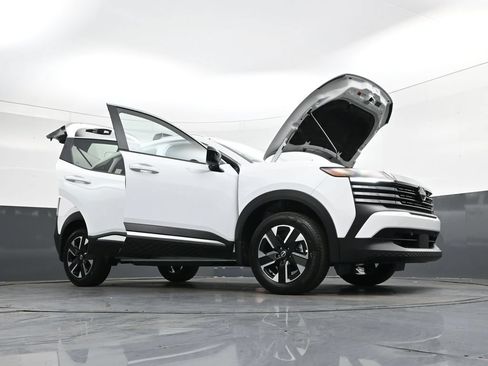 Certified 2026 Nissan Kicks SV w/ Cold Weather Package AWD/4WD image 48