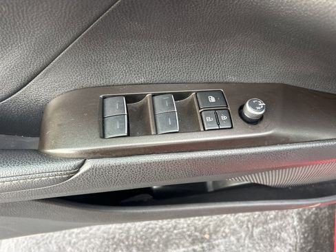 Used 2023 Toyota Camry XSE image 4