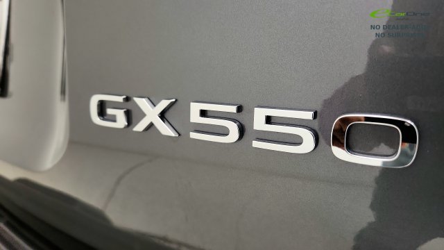 Used 2026 Lexus GX 550 w/ Accessory Package (2T) AWD/4WD image 32