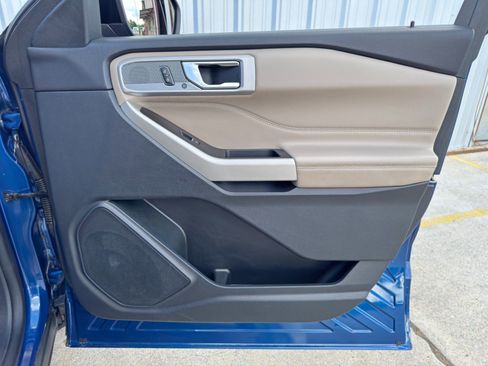 Used 2021 Ford Explorer Limited w/ Equipment Group 301A image 45