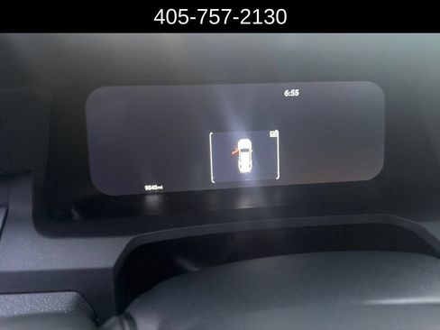 Used 2025 Toyota 4Runner Trailhunter AWD/4WD image 5