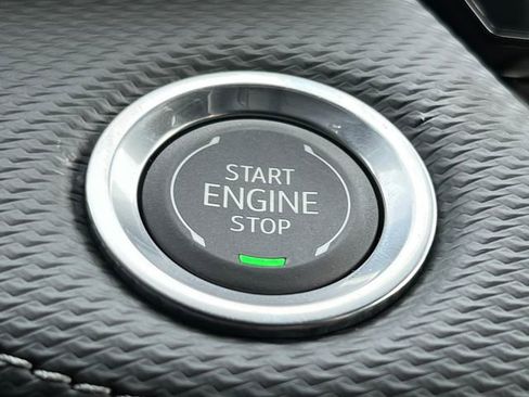 New 2026 Chevrolet Equinox LT w/ Convenience Package II image 28