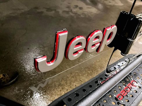 Used 2024 Jeep Wrangler Unlimited Rubicon image 28