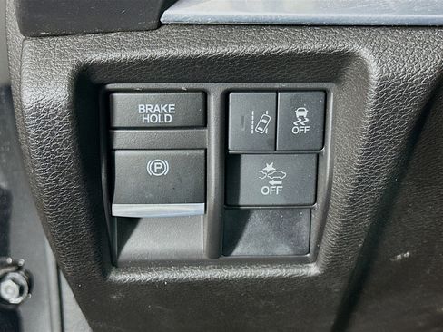 Used 2017 Acura MDX SH-AWD image 16